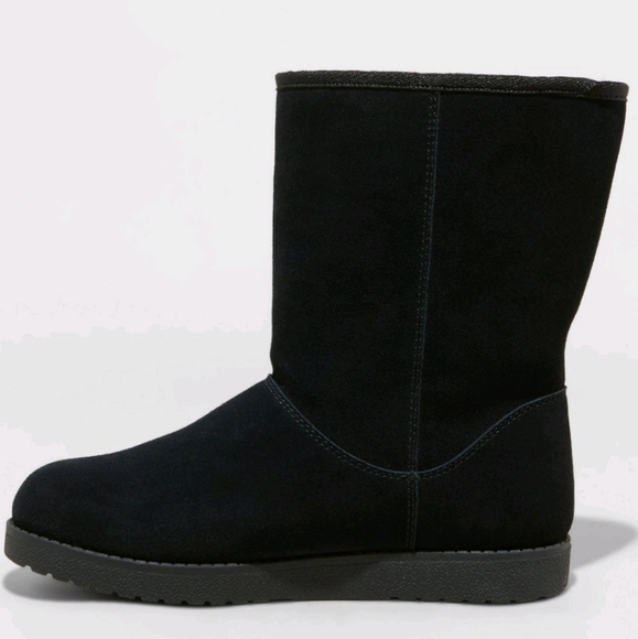 Soph boots! - Picture 2 of 4